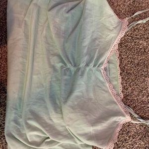 XL VICTORIAS SECRET TANK